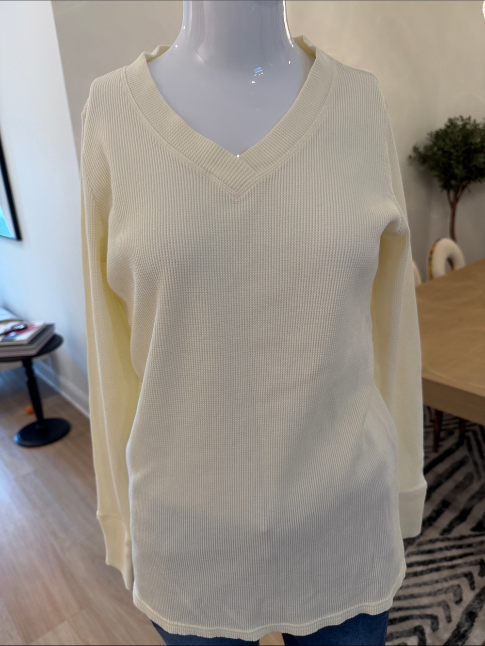 Belle by Kim Gravel CreamV-Neck too